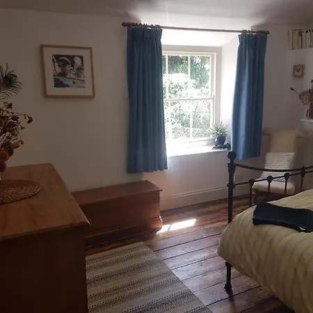 Tranquil Cornish Heritage Retreat * Falmouth